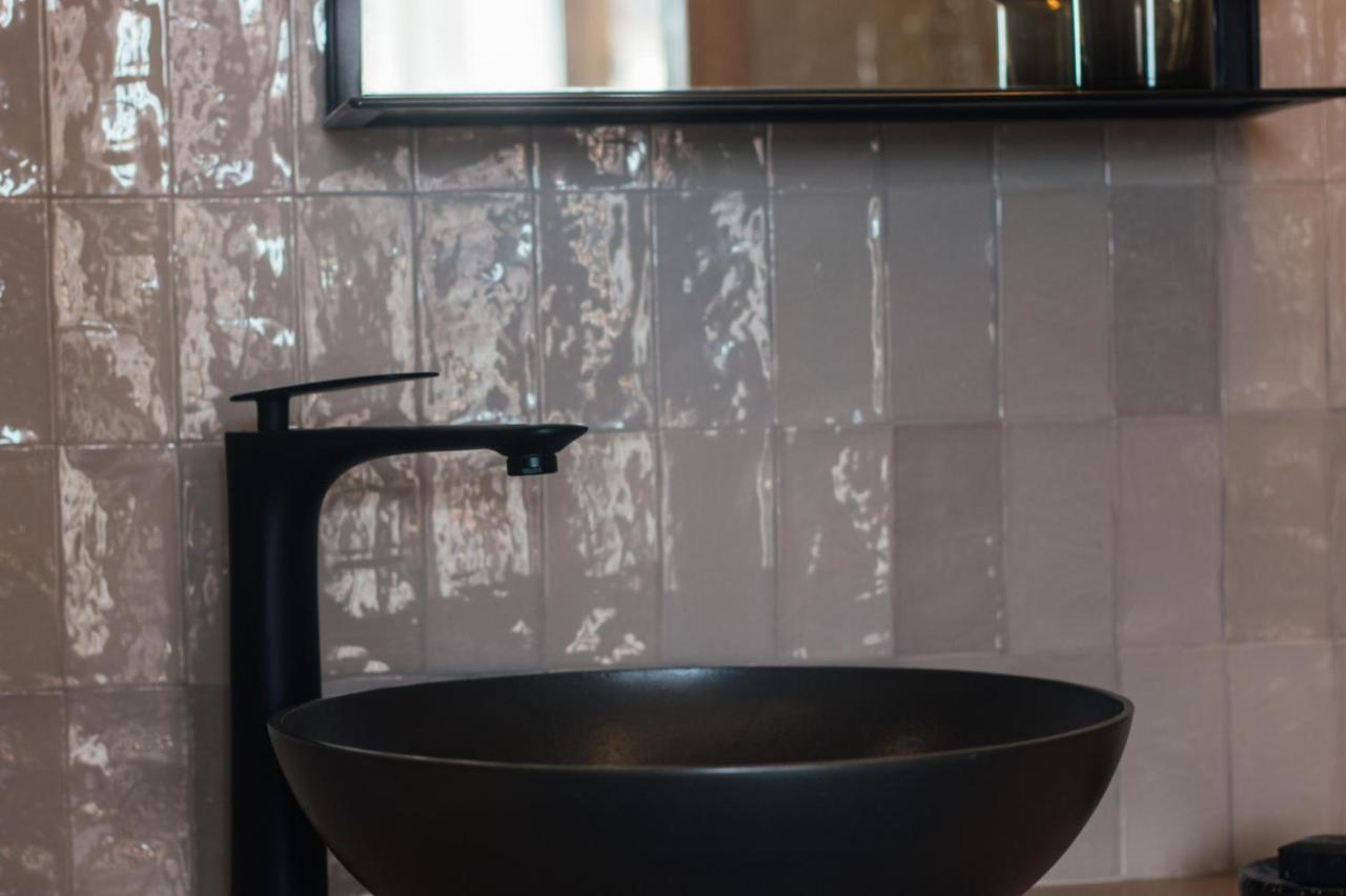 Casa Boutique Nº 24 Apartment Кардона Екстериор снимка